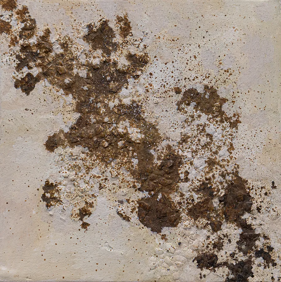 Image of VYKHOR by Natalia Bak, size: 15 x 15 cm, made of canvas on cardboard,quail eggshells, gupsum, oil, Painting medium, from Lublin, part of the GLIMMER series, priced at €90
